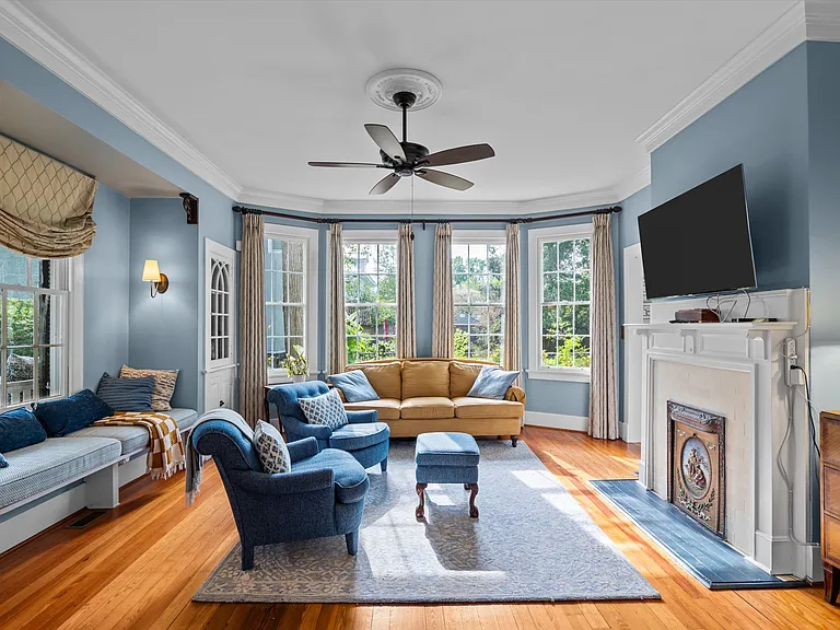 2509 Bellevue Ave — Photo 14