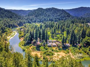 19491 Redwood Dr, Monte Rio, CA 95462