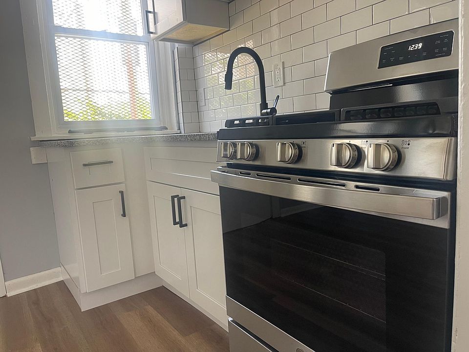 1st image of 5247 Cedar Ave Floor 1