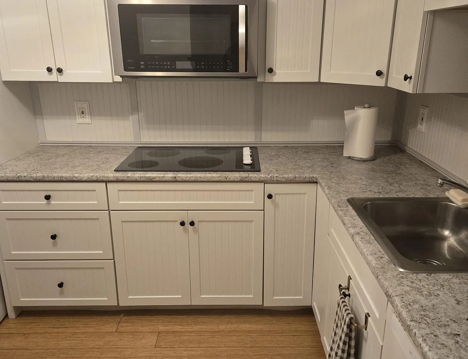 2 bed, 1013 sqft, $2,500 — Photo 3