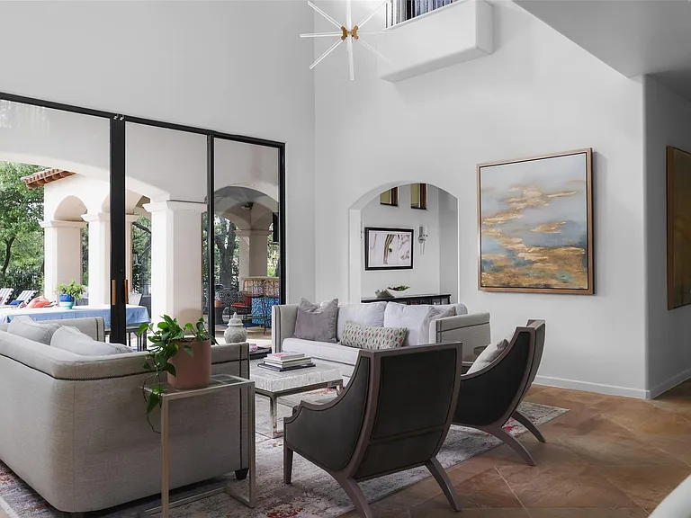 201 Costa Bella Dr — Photo 14