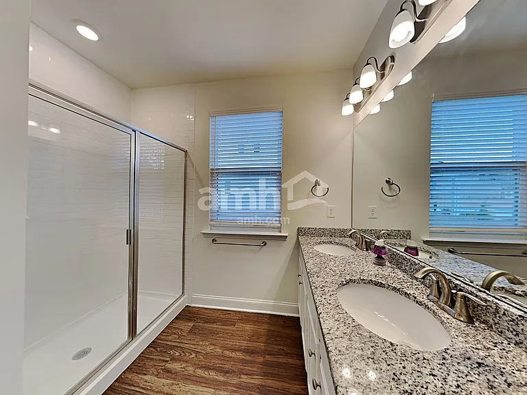 222 Vista Way — Photo 13