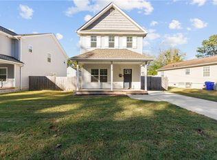 902 Lincoln Ave, Suffolk, VA 23434