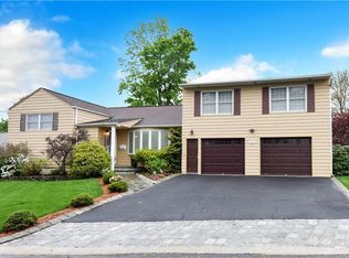 263 Croydon Rd, Yonkers, NY 10710