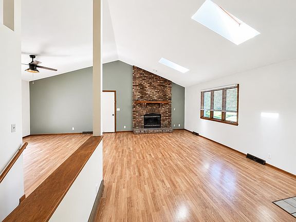 5th image of 6615 W Gate Ct