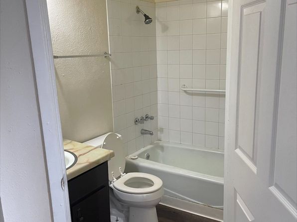 544 Charleston St SE APT 2