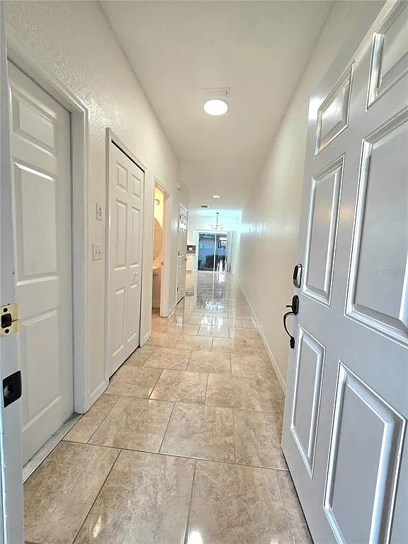 2 bed, 2.5 bath, 1350 sqft, $2,700 — Photo 2