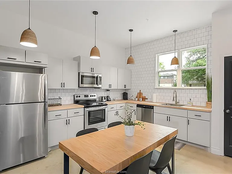 603 S Sims Ave #113 — Photo 5