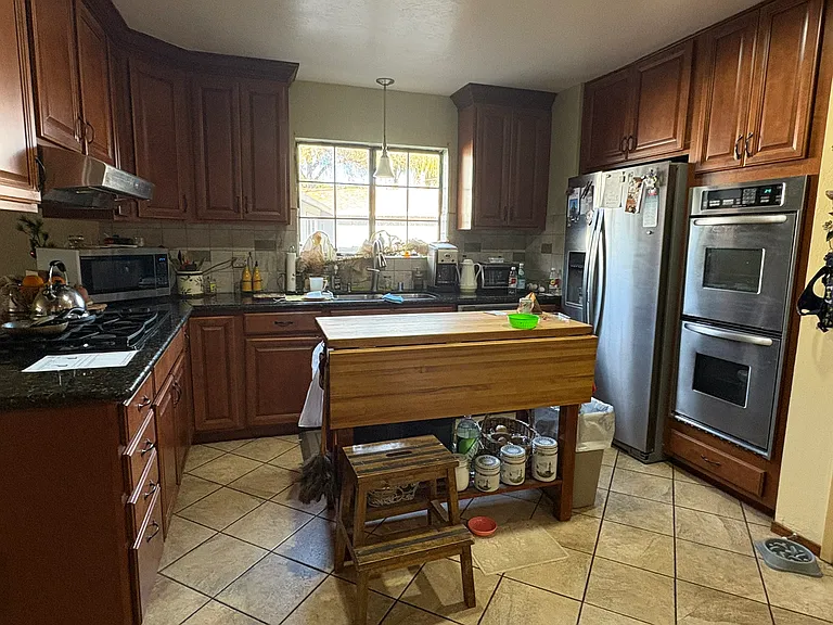 Bayview Cir — Photo 4