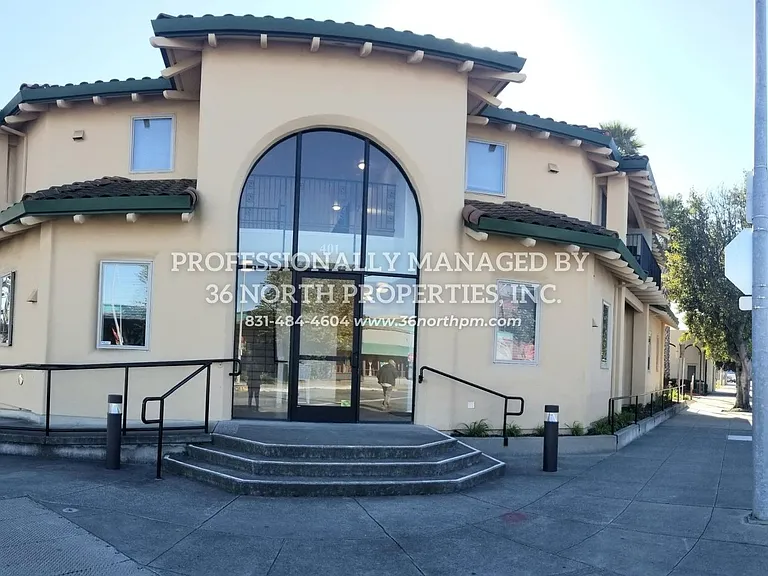 401 Monterey St — Photo 1