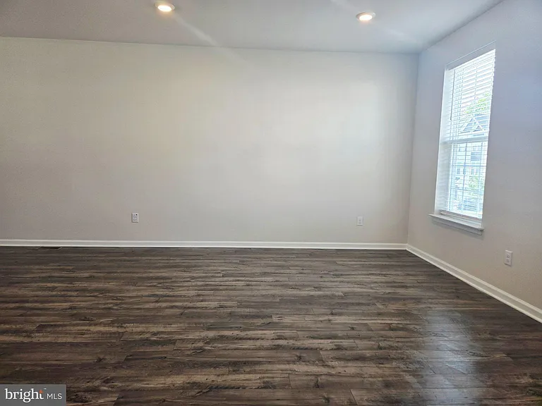 34 Autumn Park Dr — Photo 13