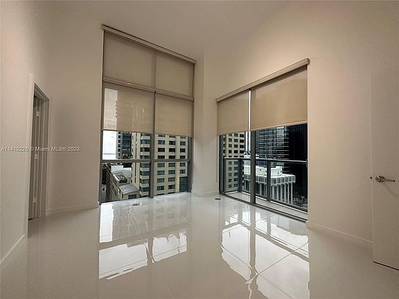 3rd image of 1060 Brickell Ave APT 1207