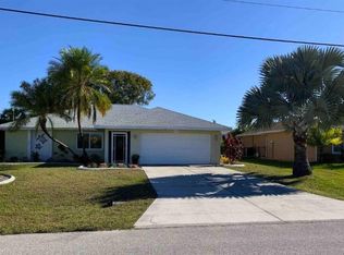 293 Broadmoor Ln, Rotonda West, FL 33947