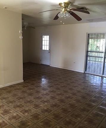 3rd image of 4810 Strasbourg Pl