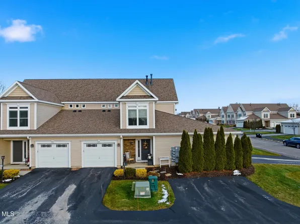 612 Lois Lane, Schenectady, NY 12304