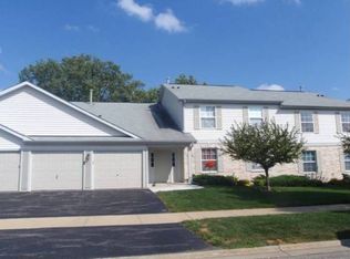1171 N Red Oak Cir UNIT 1, Round Lake Beach, IL 60073