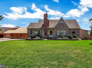 12456 Path Valley Rd, Willow Hill, PA 17271