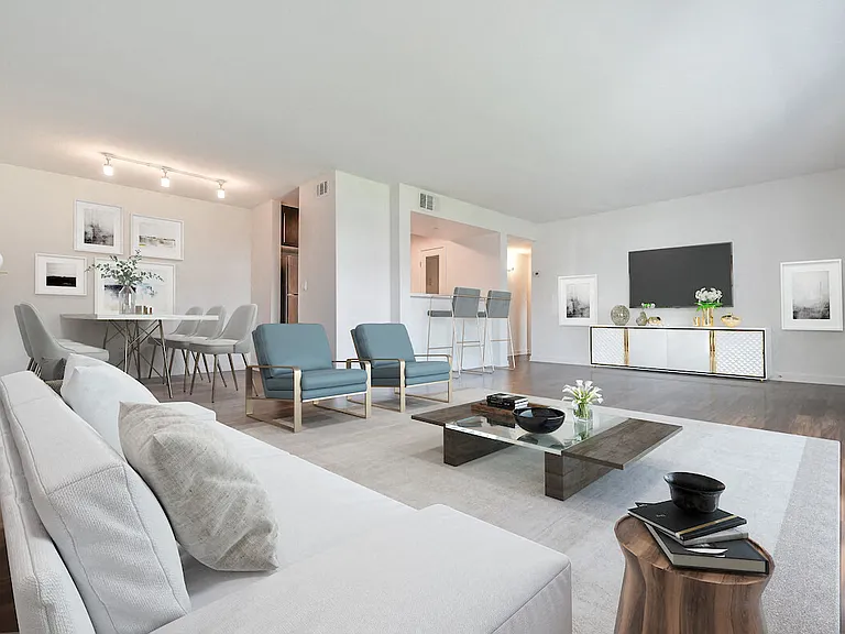 Beverly Plaza Apartments — Photo 8