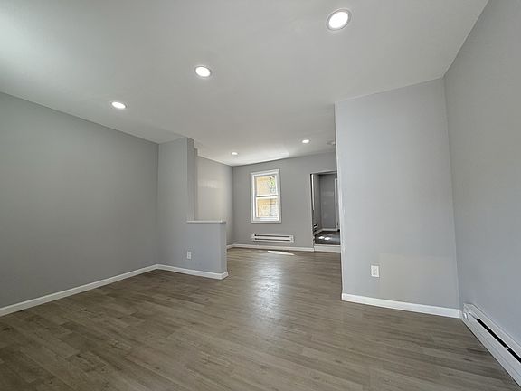 5th image of 12 Cedar Aly