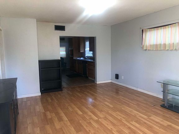 2nd image of 4127 S Thompson Ave