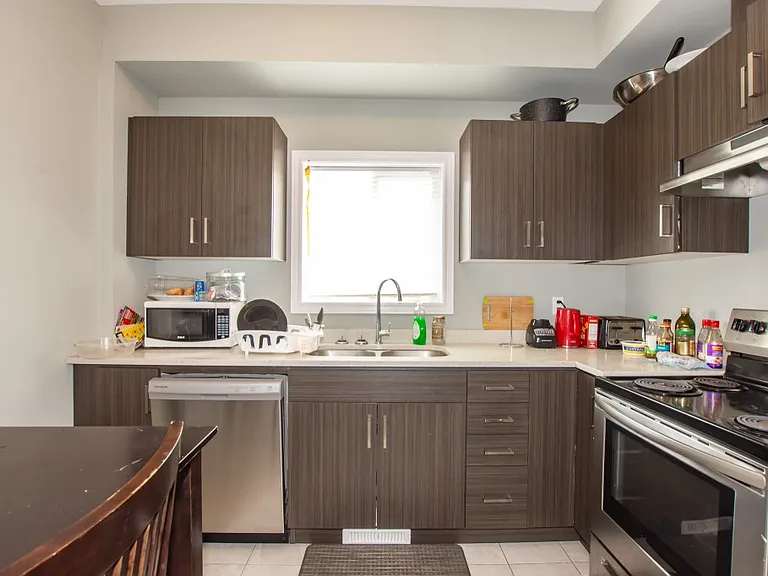 66D Battle St — Photo 3