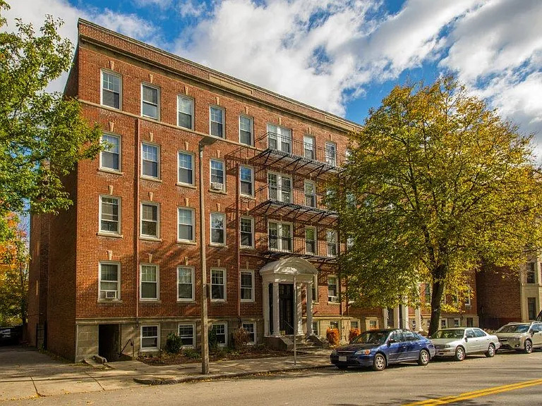 286 & 288 Chestnut Hill Avenue — Photo 54