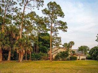 Santa Cruz Blvd, Naples, FL 34112