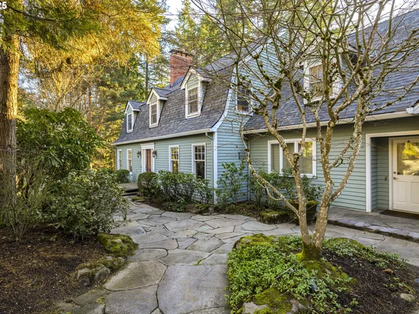 18336 Westview Dr, Lake Oswego, OR 97034