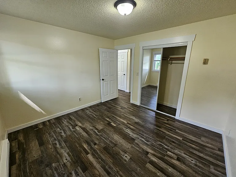 828 Gould St #1 — Photo 14