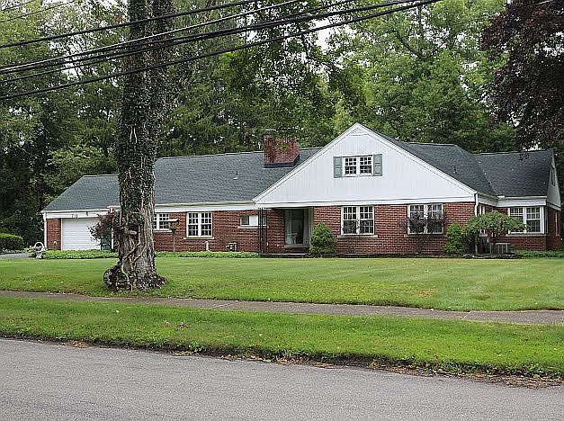1st image of 712 Wayne St