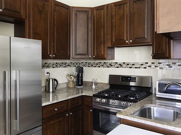 3rd image of 15 Fort Washington Ave APT 5F