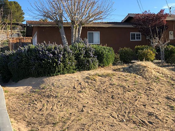 4th image of 16370 Lorene Dr