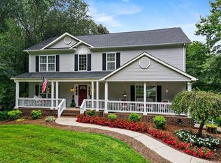 2343 Horseshoe Bend Rd, Hickory, NC 28601