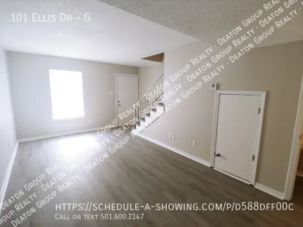 101 Ellis Dr, Little Rock, AR