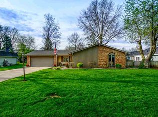 8216 Redstone Dr, Fort Wayne, IN 46835