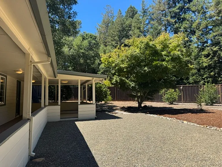 3345 Rowland Dr — Photo 24