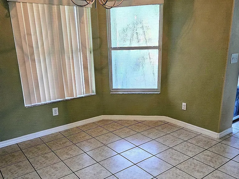 12410 Sullivan Rd — Photo 31