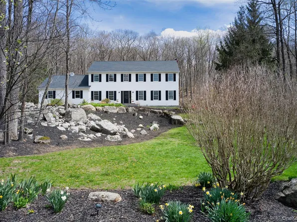 62 Salierno Road, Tuxedo Park, NY 10987