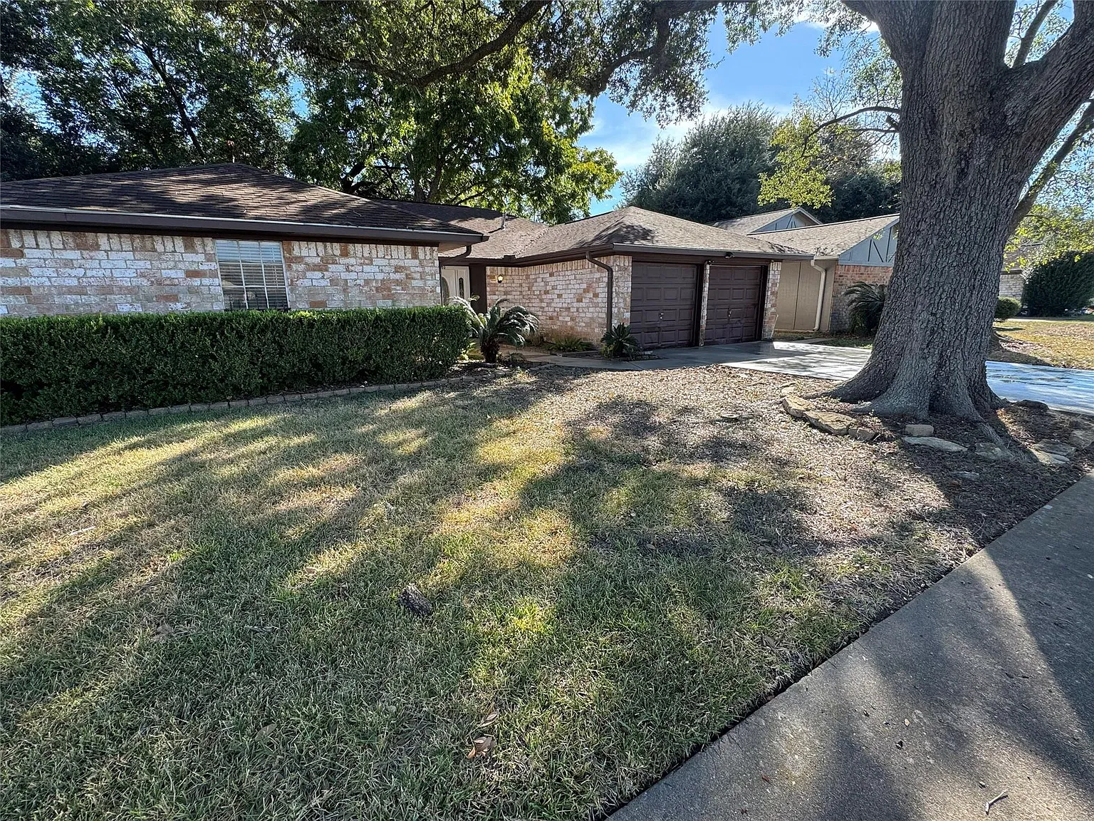 3 bed, 2.0 bath, 1711 sqft, $2,200 — Photo 3