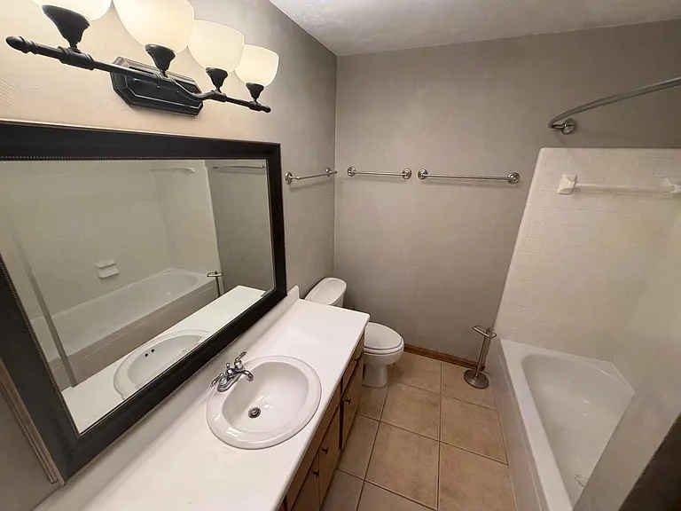 3207 Shamrock St #33 — Photo 22