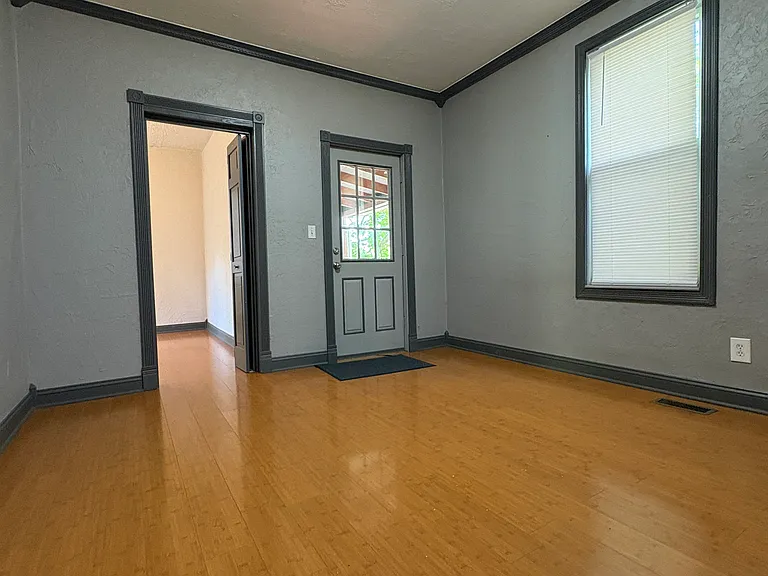 3270 Bell St — Photo 21