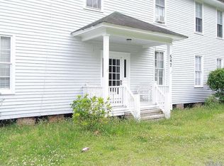 547 Old Wharf Rd, Wanchese, NC 27981