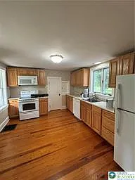 2 bed, 1.5 bath, 1550 sqft, $1,625 — Photo 4