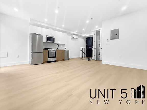 3rd image of 348 Melrose St #1A
