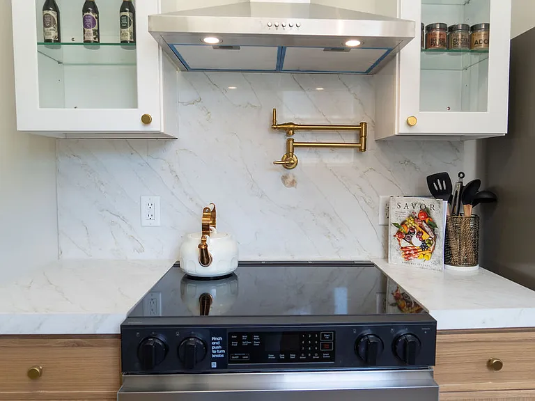 300 Osborne Dr — Photo 16