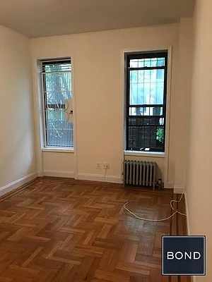 Rented by Bond New York | media 5