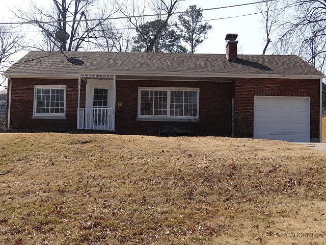 1st image of 1919 S Circle Dr