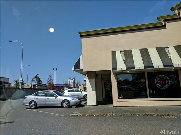 5th image of 4215 S Meridian