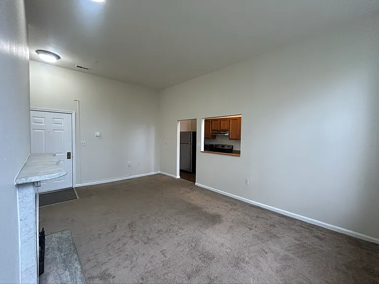 Vernon Homes — Photo 32