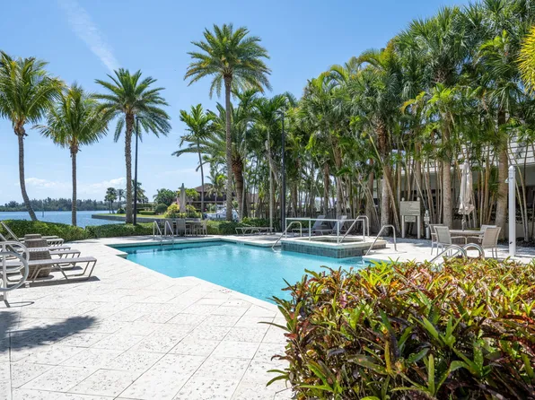 7 Royal Palm Pointe #Ph-E, Indian River Shores, FL 32963